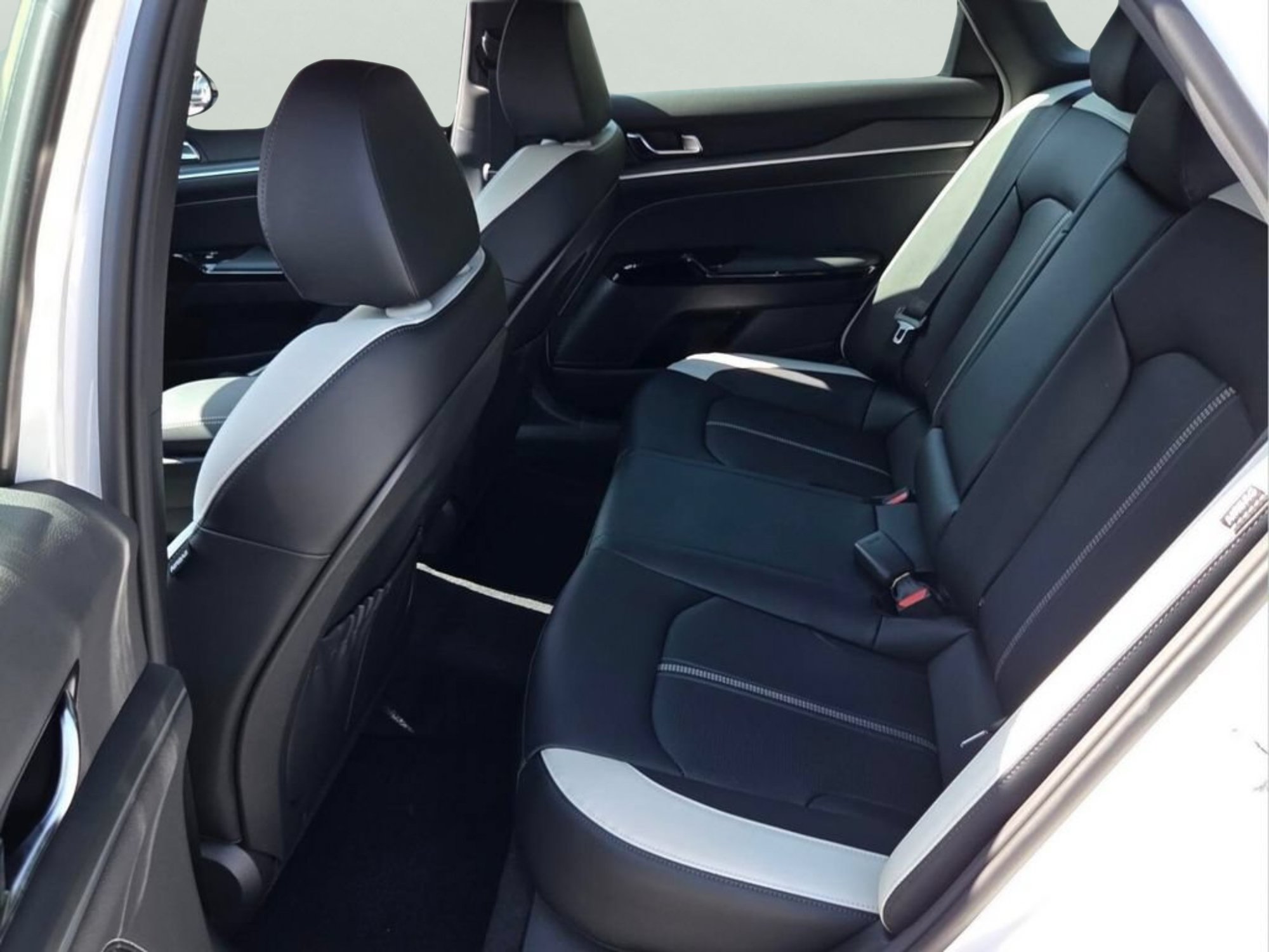 New 2026 Kia K5 GT-Line w/ GT-Line Premium Package FWD image 13
