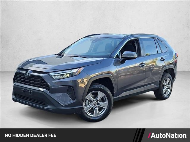 Used 2025 Toyota RAV4 XLE FWD image 1
