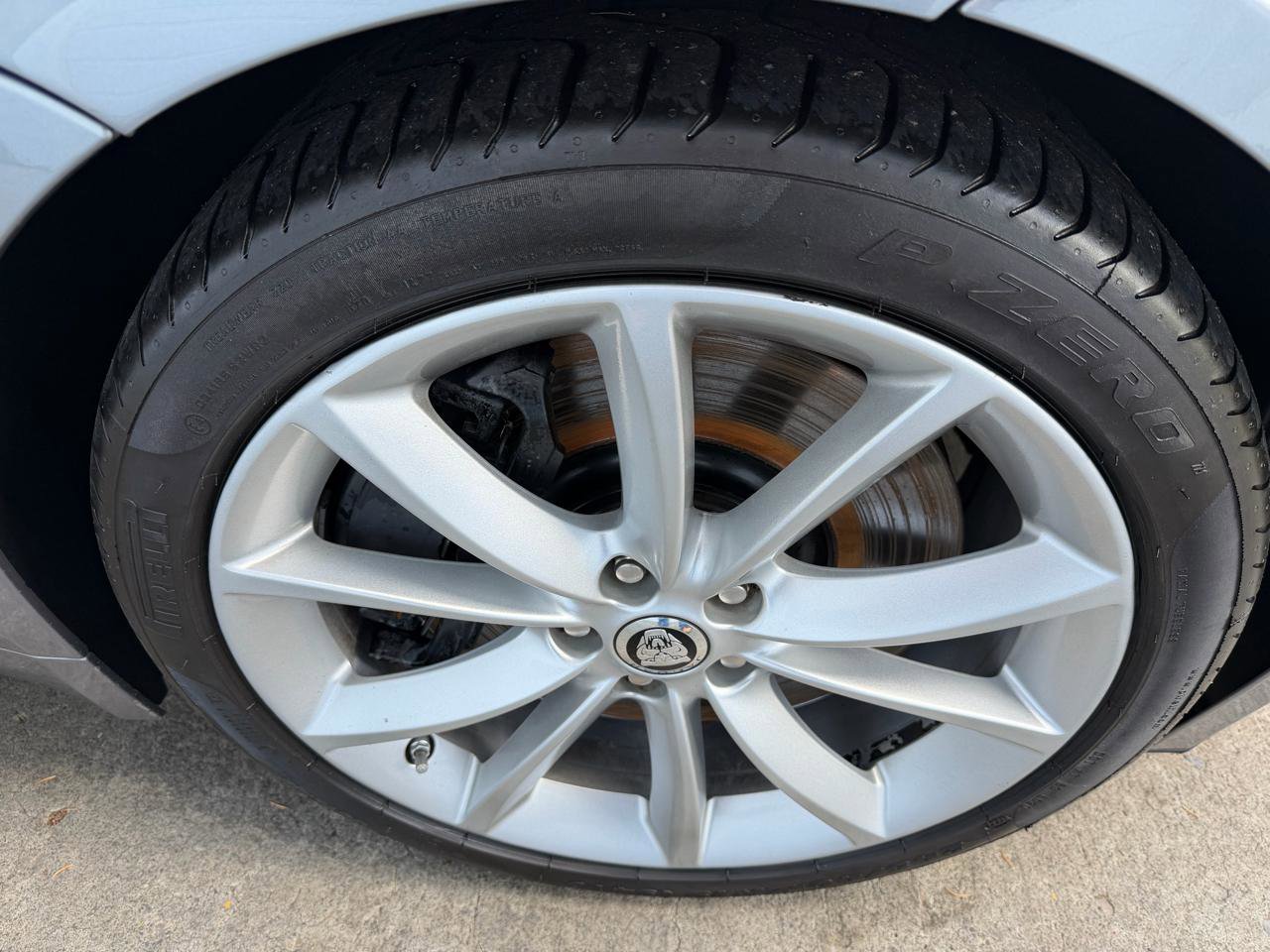 Used 2014 Jaguar F-TYPE S RWD image 23