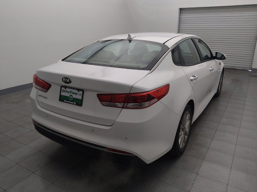 Used 2018 Kia Optima LX w/ 17" Alloy Wheels Package image 7