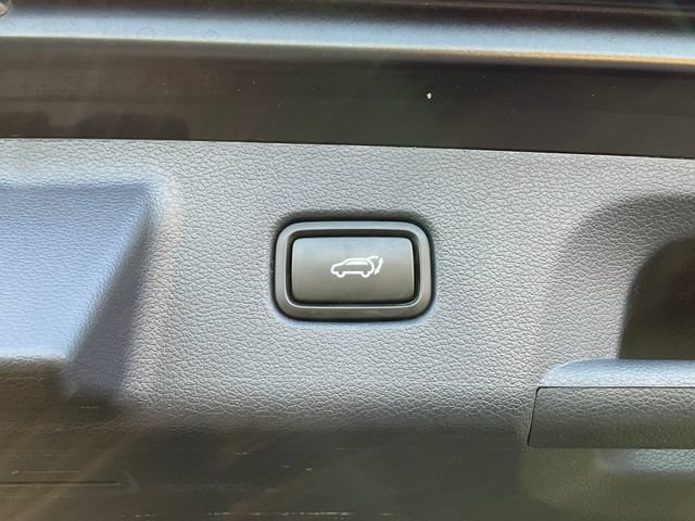 Used 2022 Hyundai Palisade Limited FWD image 30