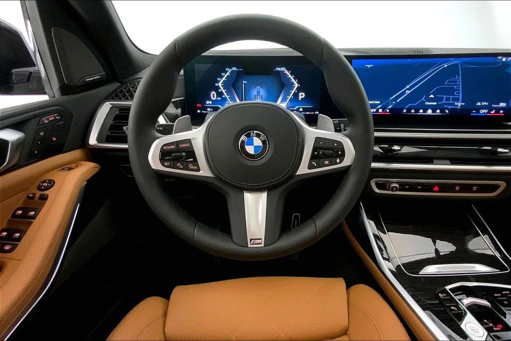 Used 2026 BMW X7 xDrive40i image 4
