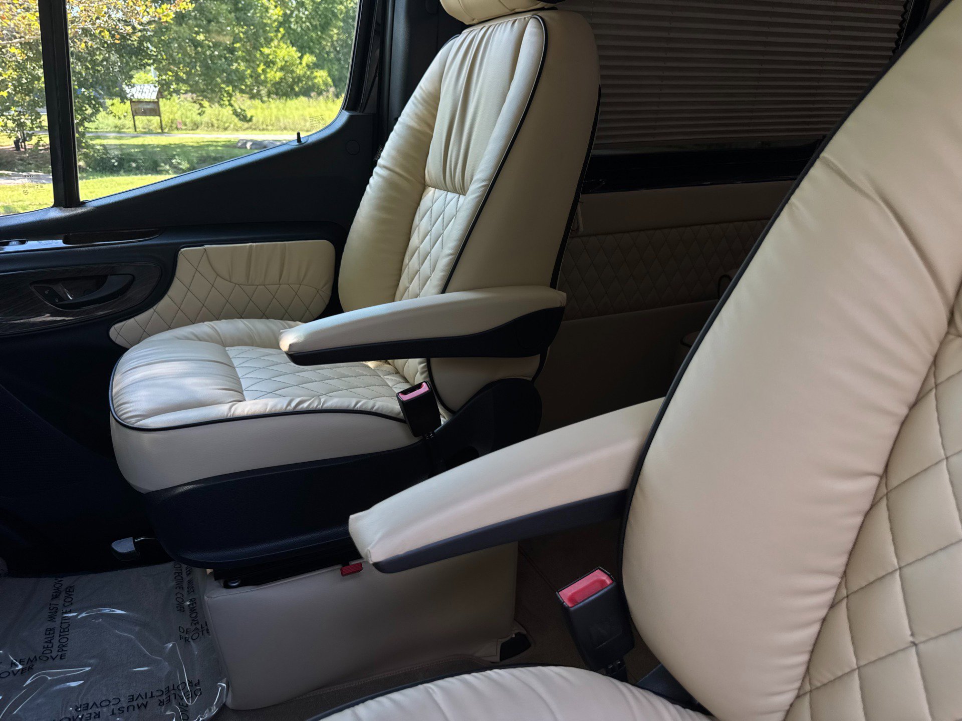 Used 2019 Mercedes-Benz Sprinter 170 image 14