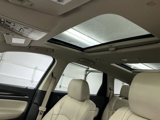 Certified 2020 Buick Enclave Essence w/ Sound and Sites Package FWD image 19