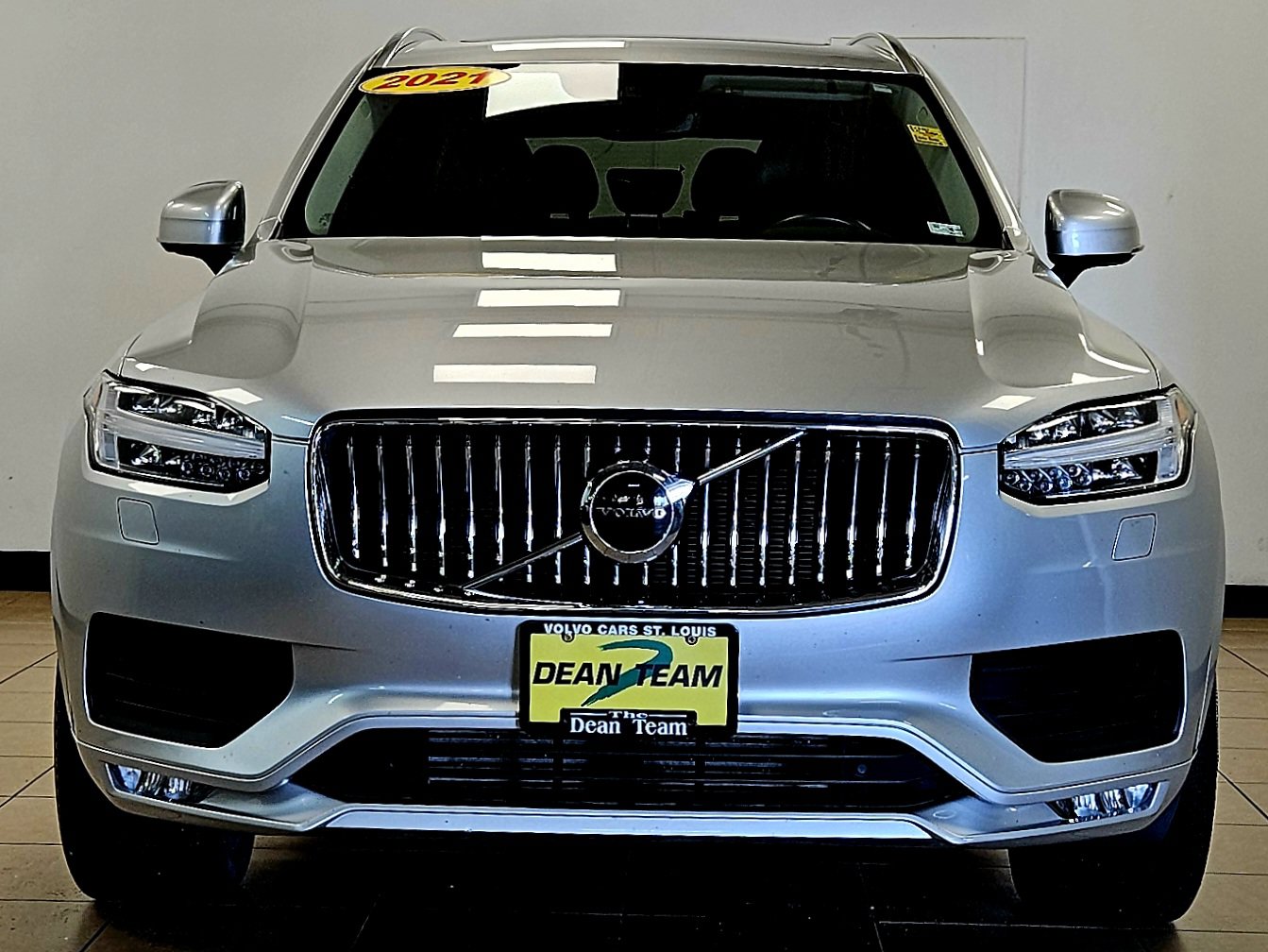 Used 2021 Volvo XC90 T6 Momentum w/ Protection Package Premier AWD/4WD image 7