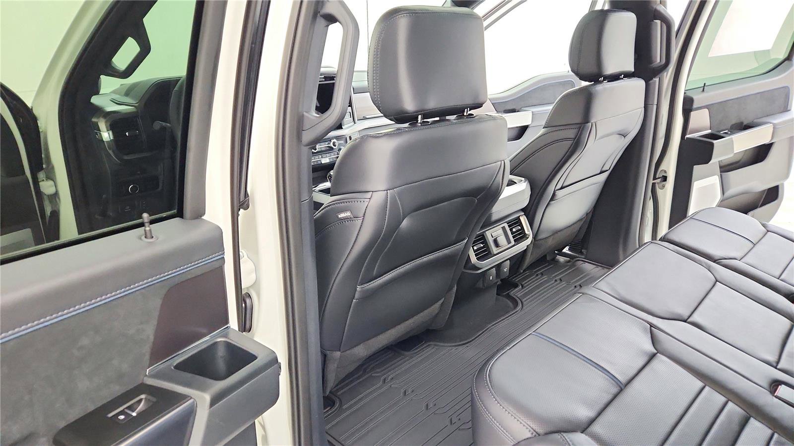 New 2025 Ford F150 Platinum w/ Equipment Group 702A High image 25