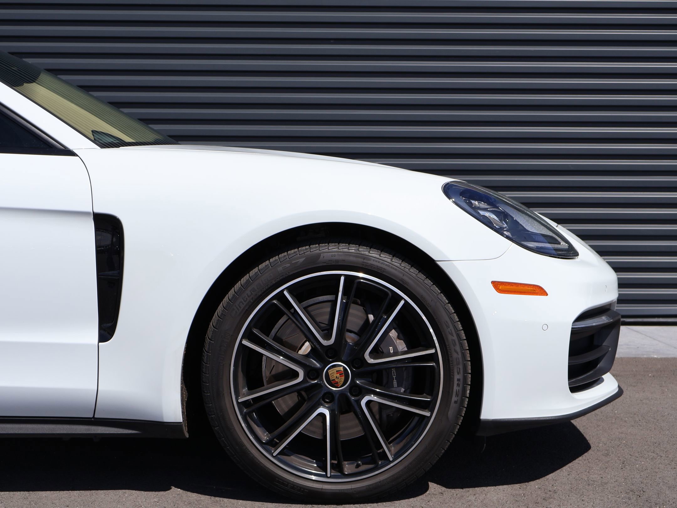 Used 2021 Porsche Panamera 4 image 11