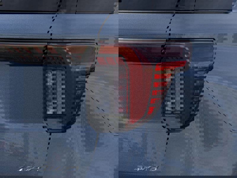 New 2025 Ford Explorer Active image 21