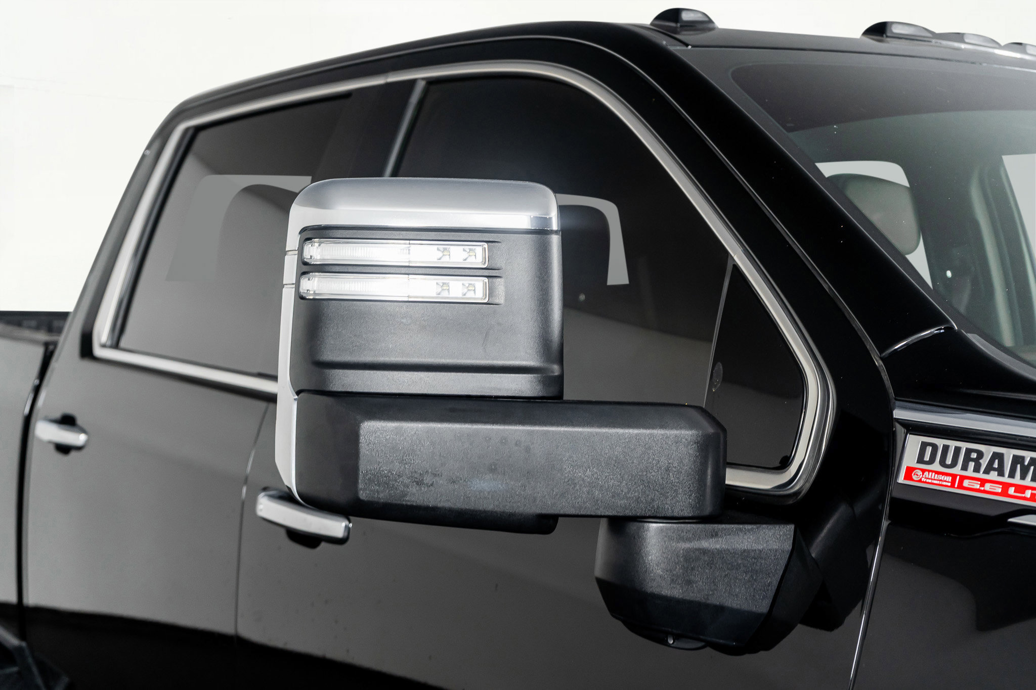 Used 2025 GMC Sierra 3500 Denali w/ Denali Reserve Package image 26