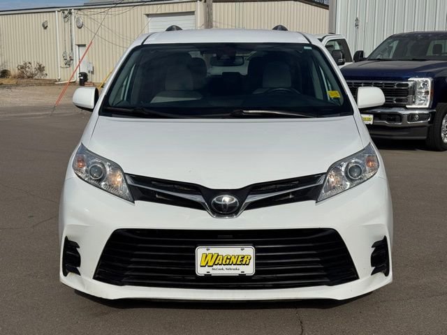 Used 2020 Toyota Sienna LE FWD image 8