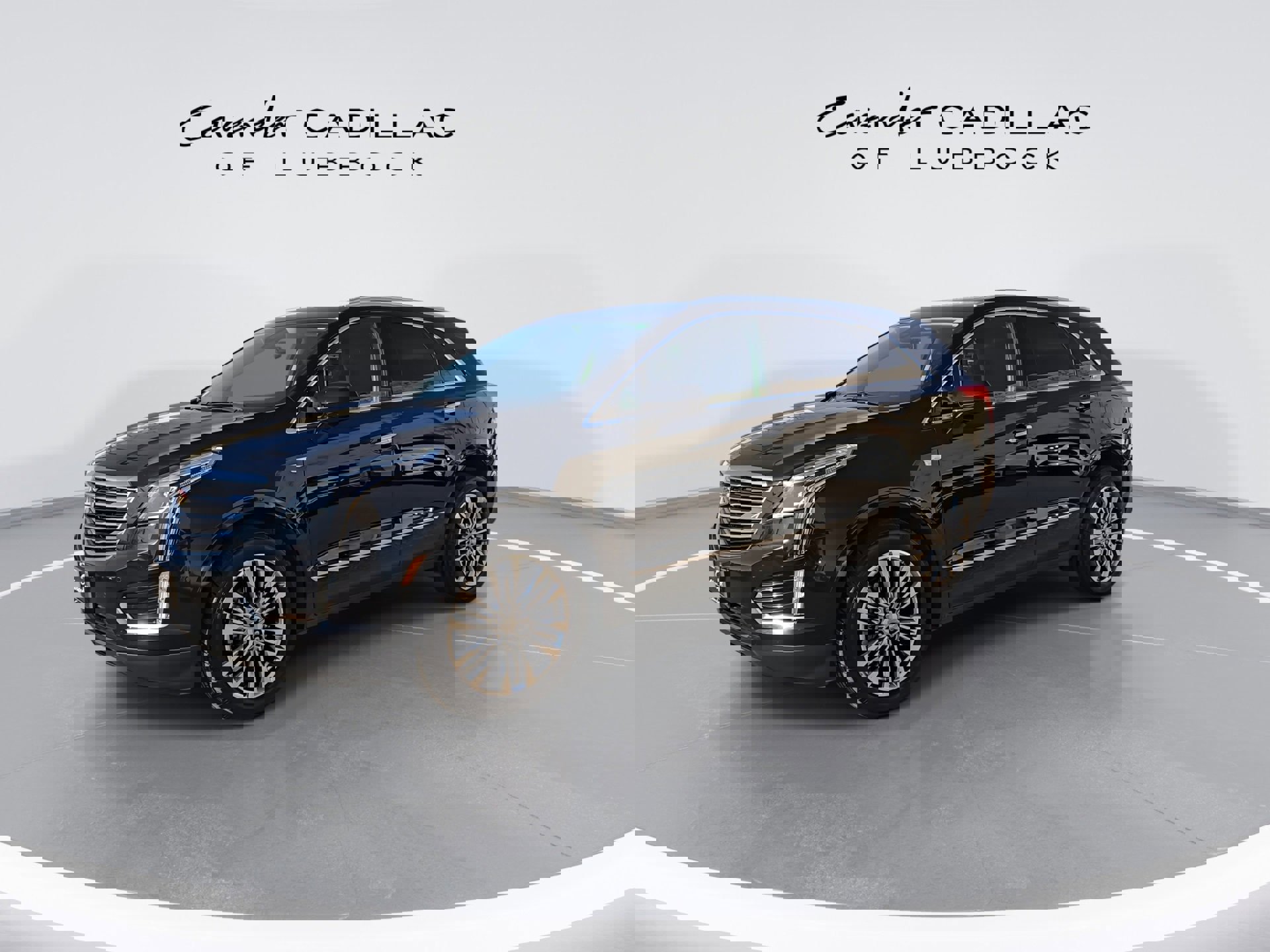 Used 2017 Cadillac XT5 Premium Luxury image 4