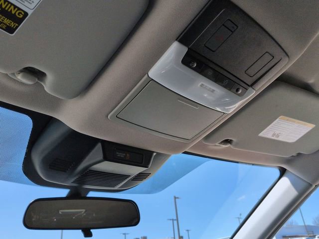 Used 2025 Nissan Rogue SV AWD/4WD image 26