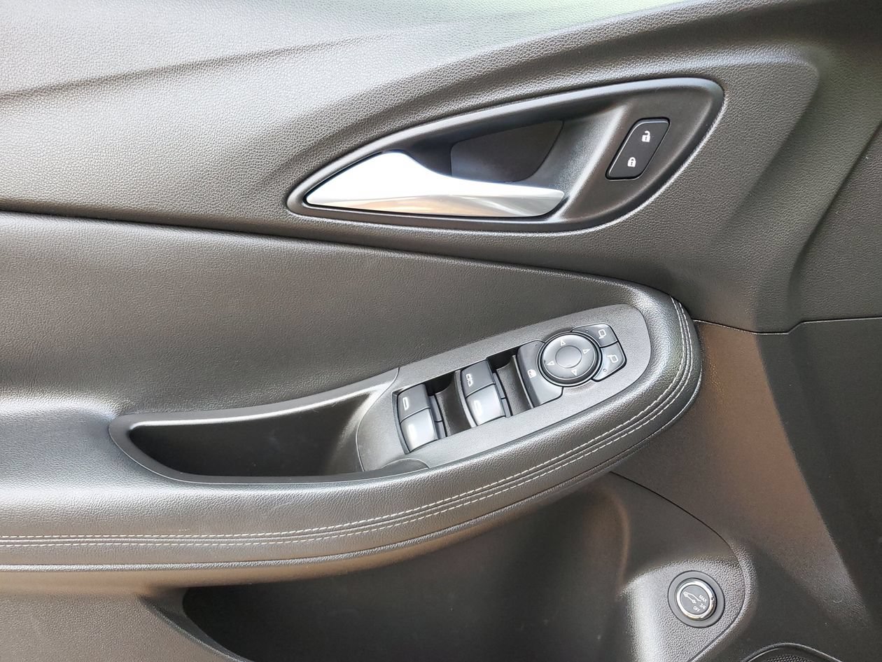 Used 2021 Buick Encore GX Select FWD image 15