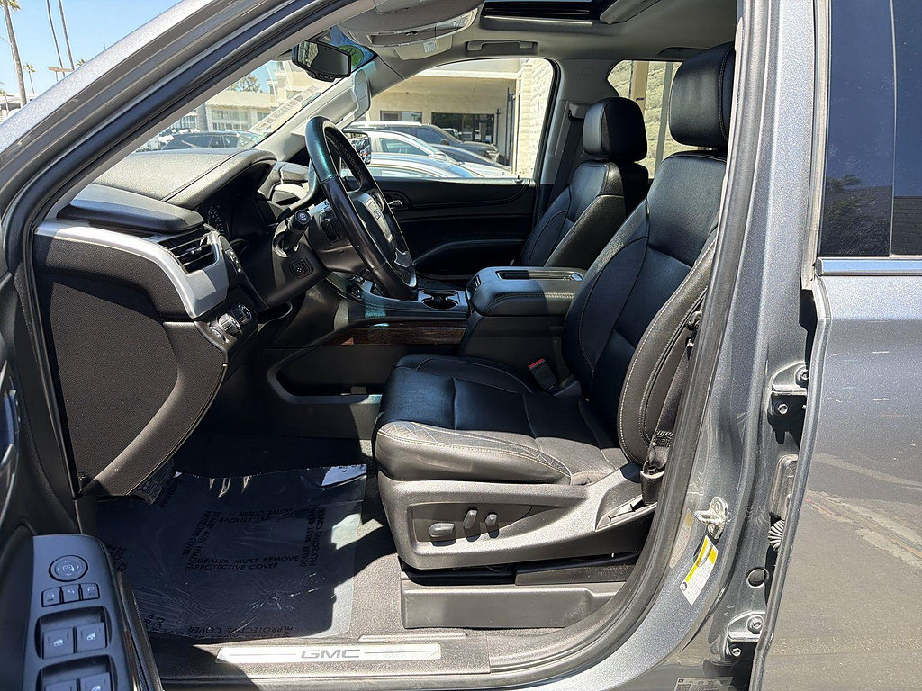 Used 2019 GMC Yukon XL SLT AWD/4WD image 18