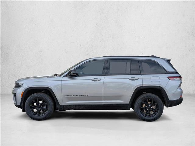 New 2026 Jeep Grand Cherokee Altitude AWD/4WD image 9