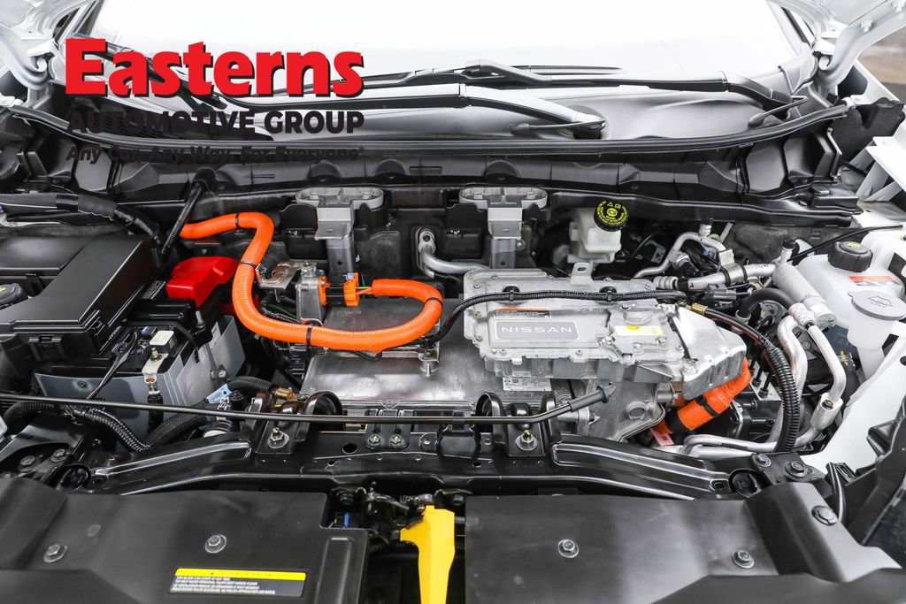 Used 2024 Nissan Ariya AWD image 7