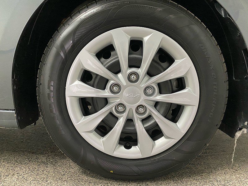 Used 2023 Kia Forte LX image 26