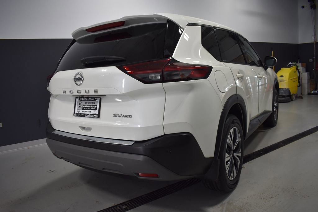 Used 2021 Nissan Rogue SV image 10
