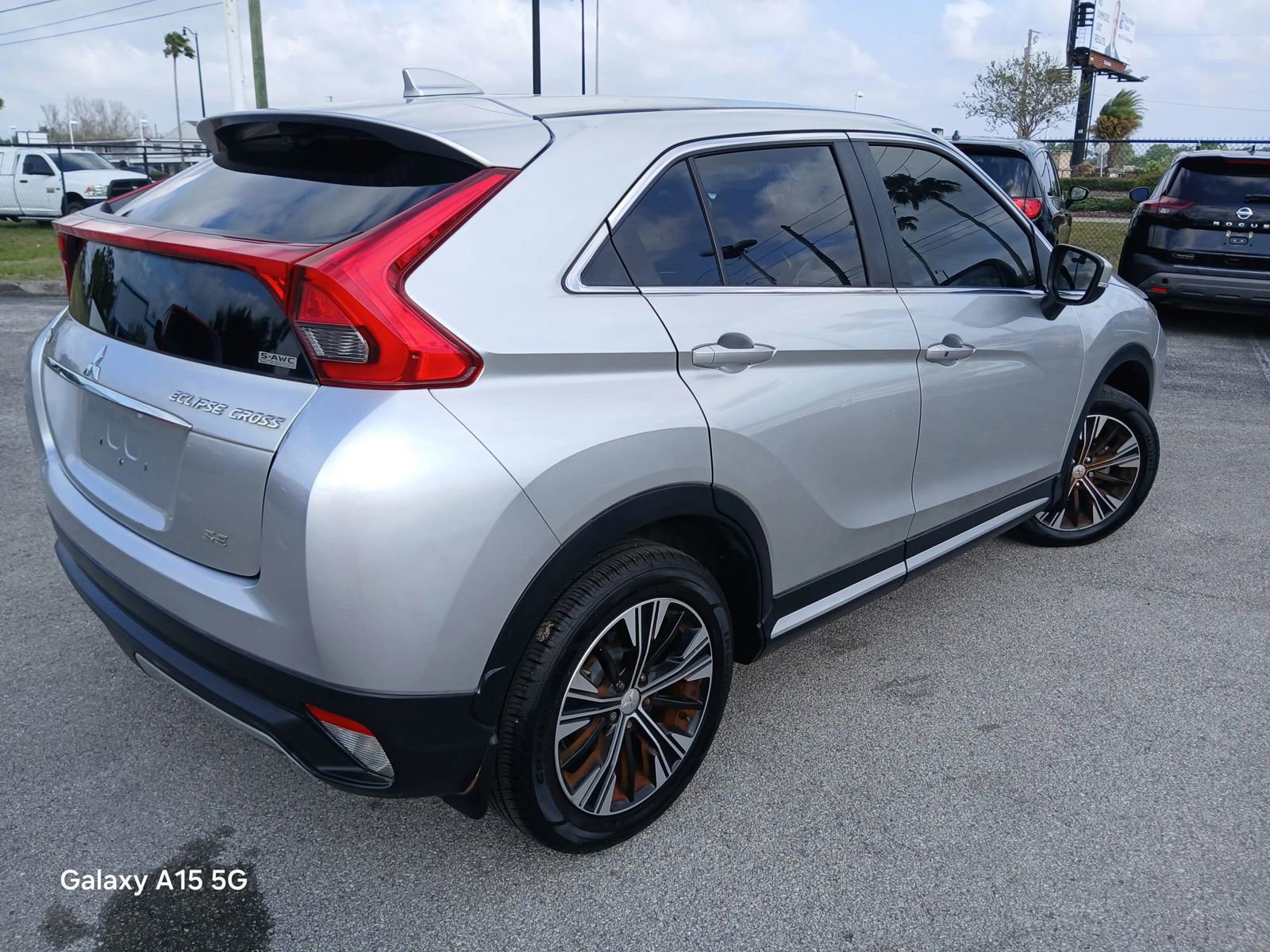 Used 2019 Mitsubishi Eclipse Cross SE image 5