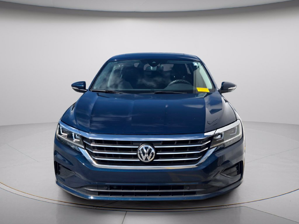 Used 2020 Volkswagen Passat 2.0T SEL FWD image 5
