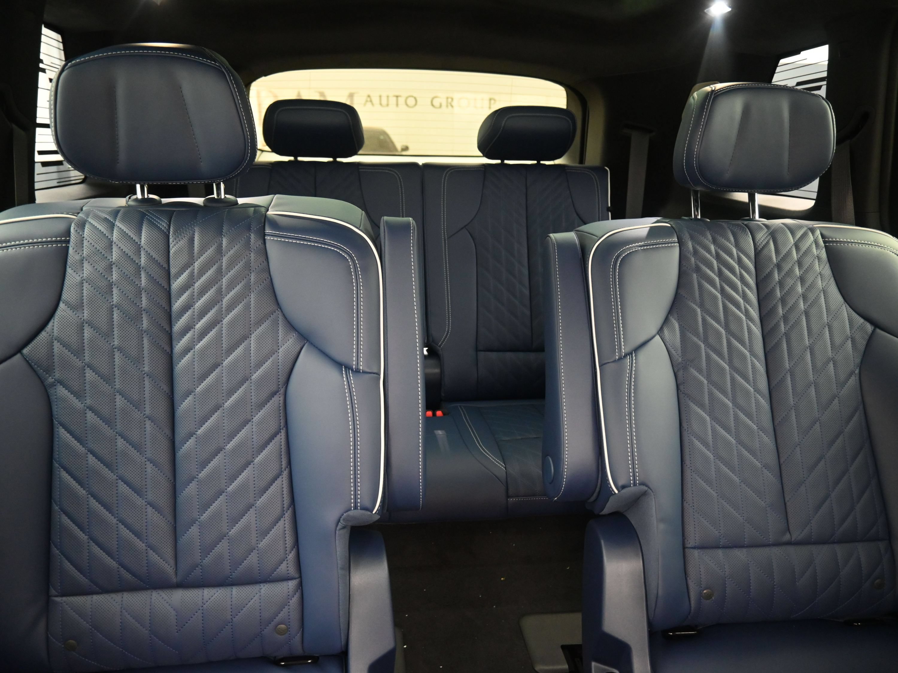 New 2026 Cadillac Vistiq Premium Luxury w/ LPO, Floor Liner Package AWD/4WD image 14