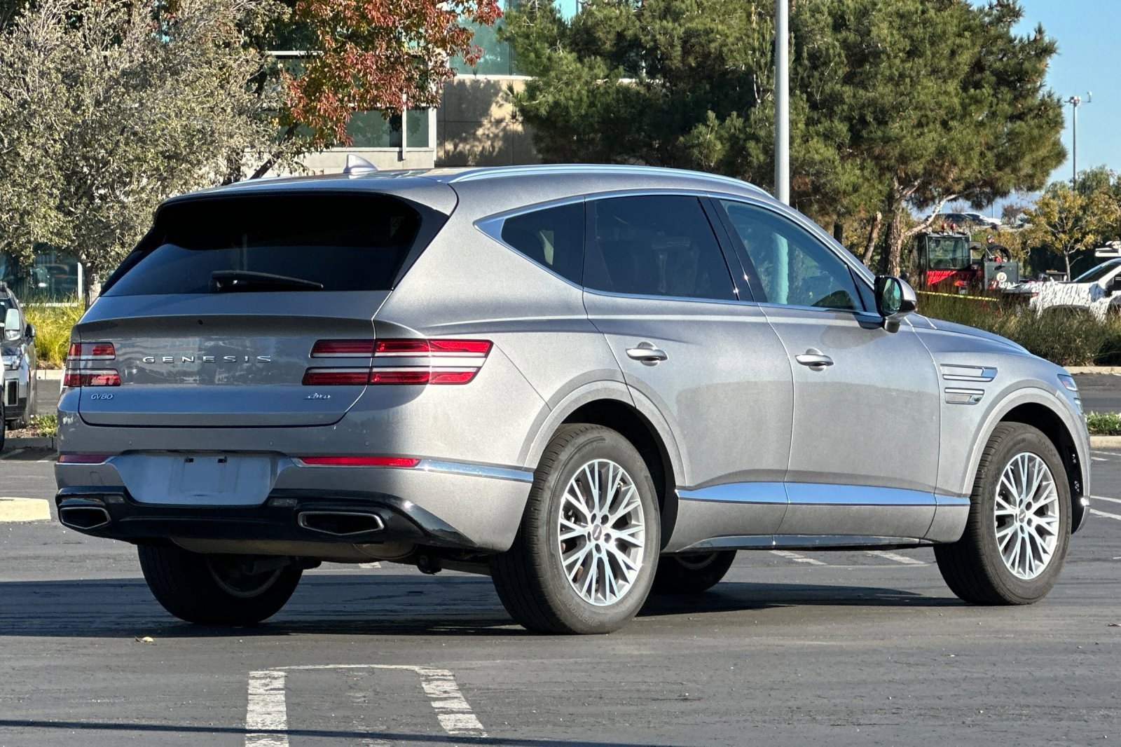 Used 2024 Genesis GV80 2.5T image 4