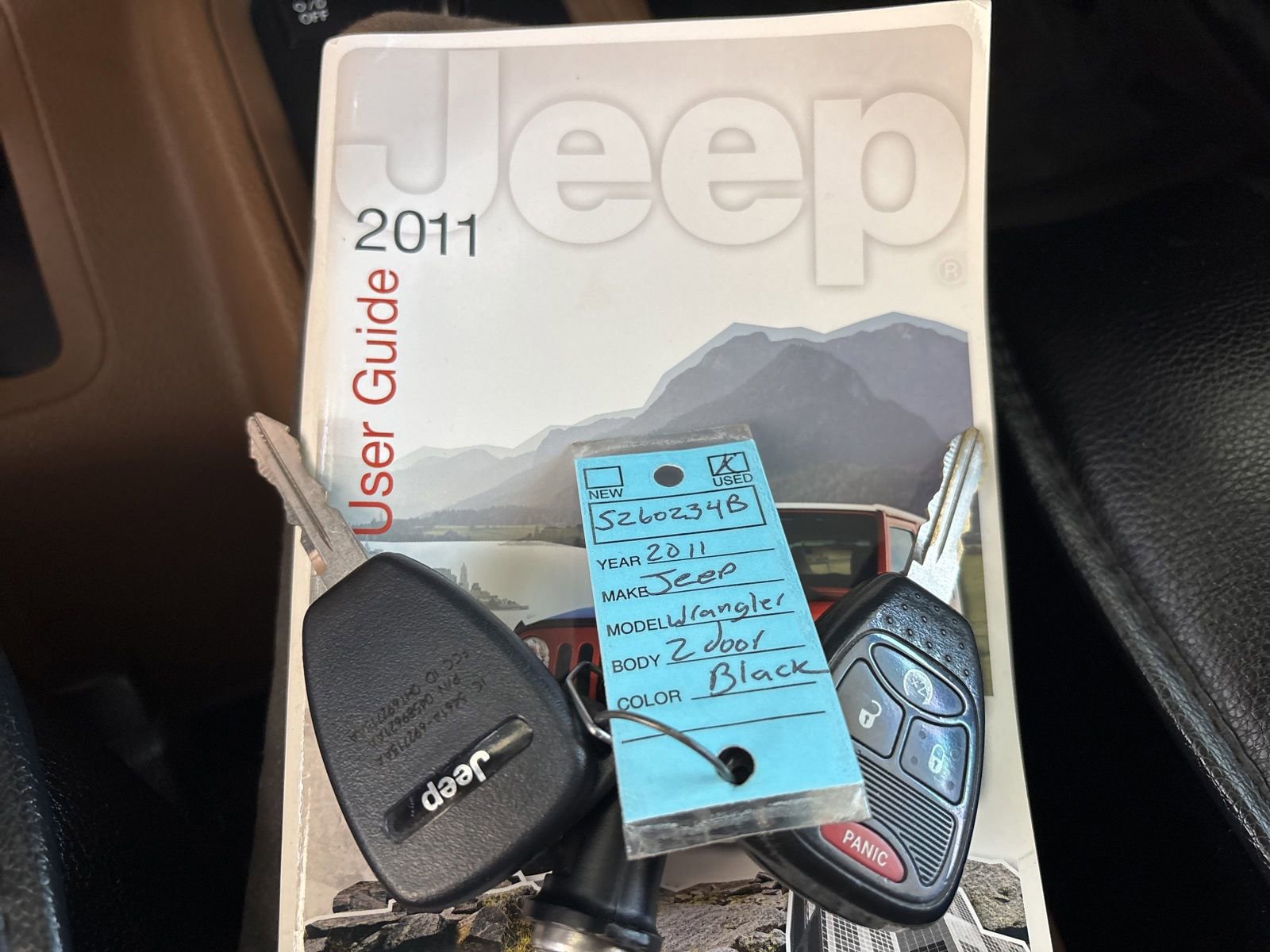 Used 2011 Jeep Wrangler Rubicon w/ Dual Top Group AWD/4WD image 30