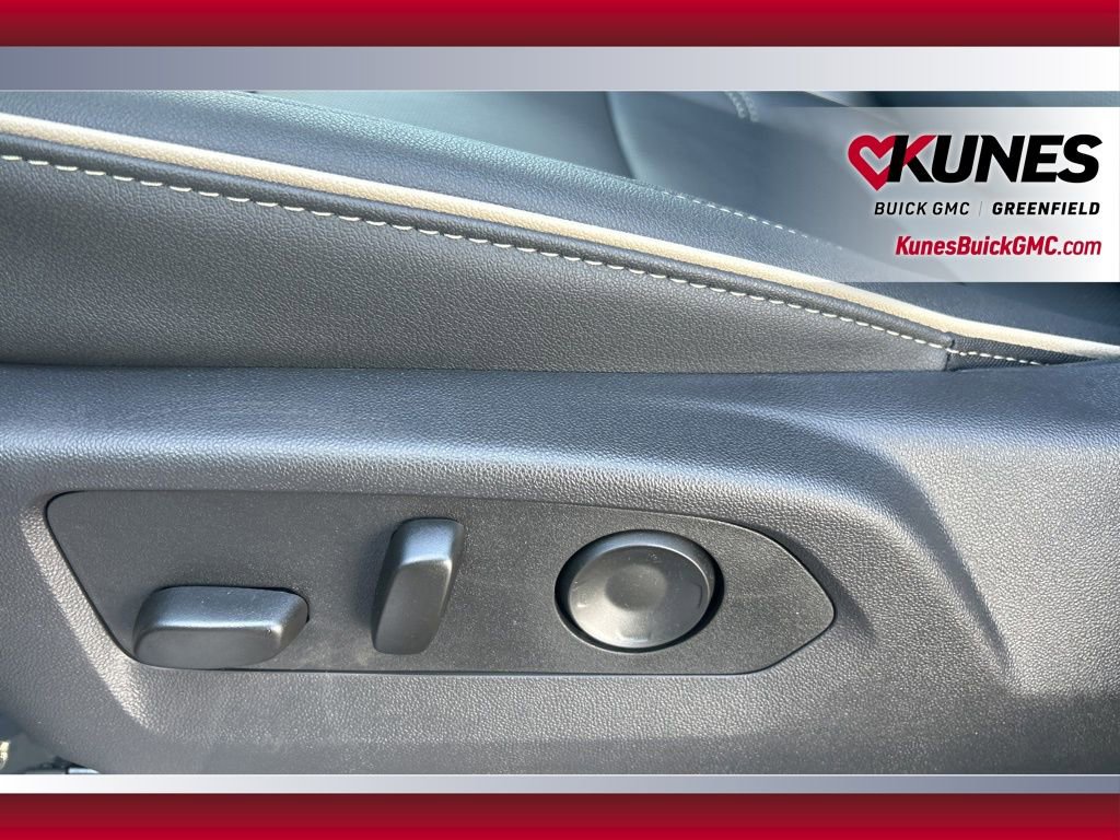 New 2026 GMC Yukon Elevation w/ Elevation Premium Package image 14