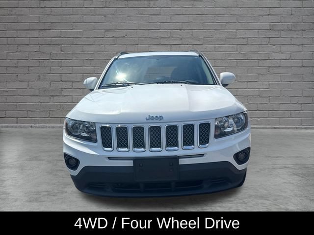 Used 2017 Jeep Compass Latitude AWD/4WD image 9