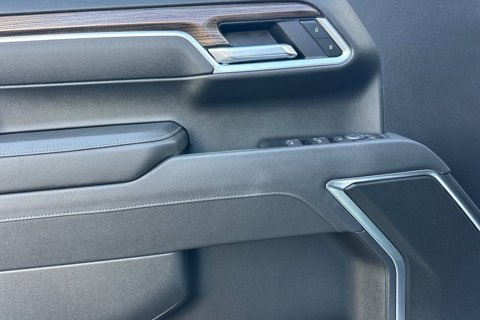 Used 2026 Chevrolet Silverado 1500 LT w/ All Star Edition Plus image 11