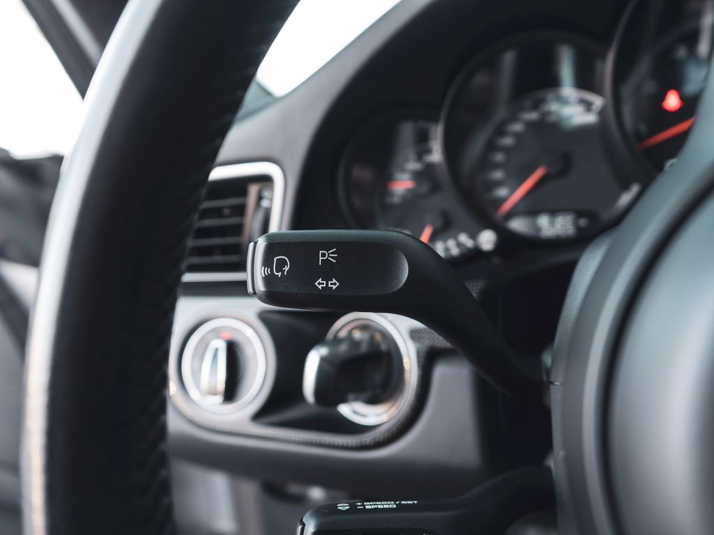 Used 2017 Porsche 911 Turbo S image 19