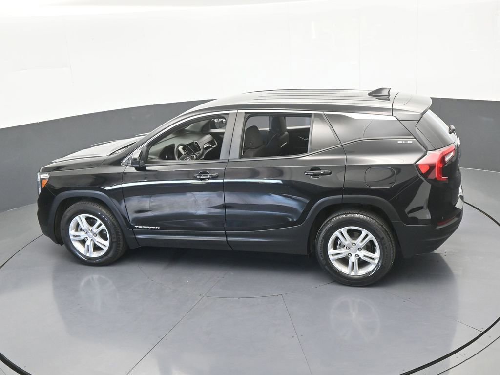 Used 2023 GMC Terrain SLE image 44