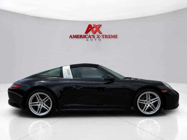 Used 2019 Porsche 911 Targa 4 AWD/4WD image 6