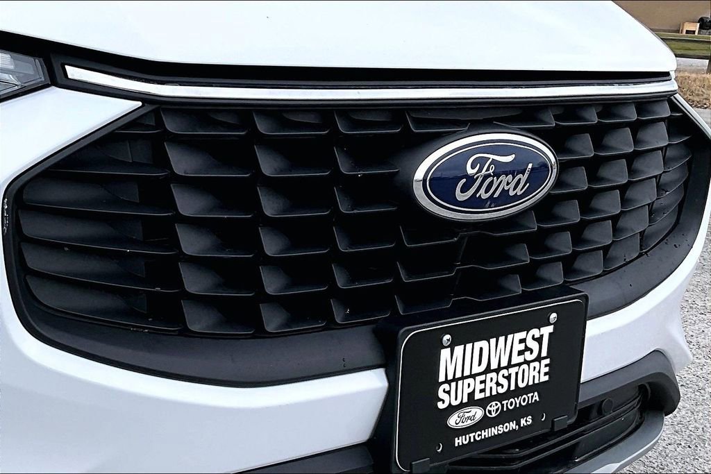 Used 2025 Ford Escape Active image 27