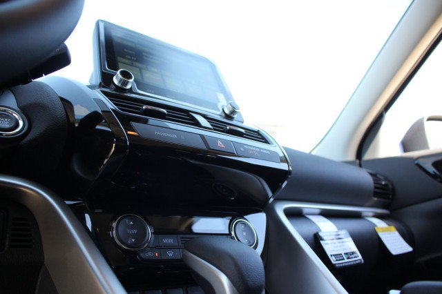 New 2026 Mitsubishi Eclipse Cross LE image 11