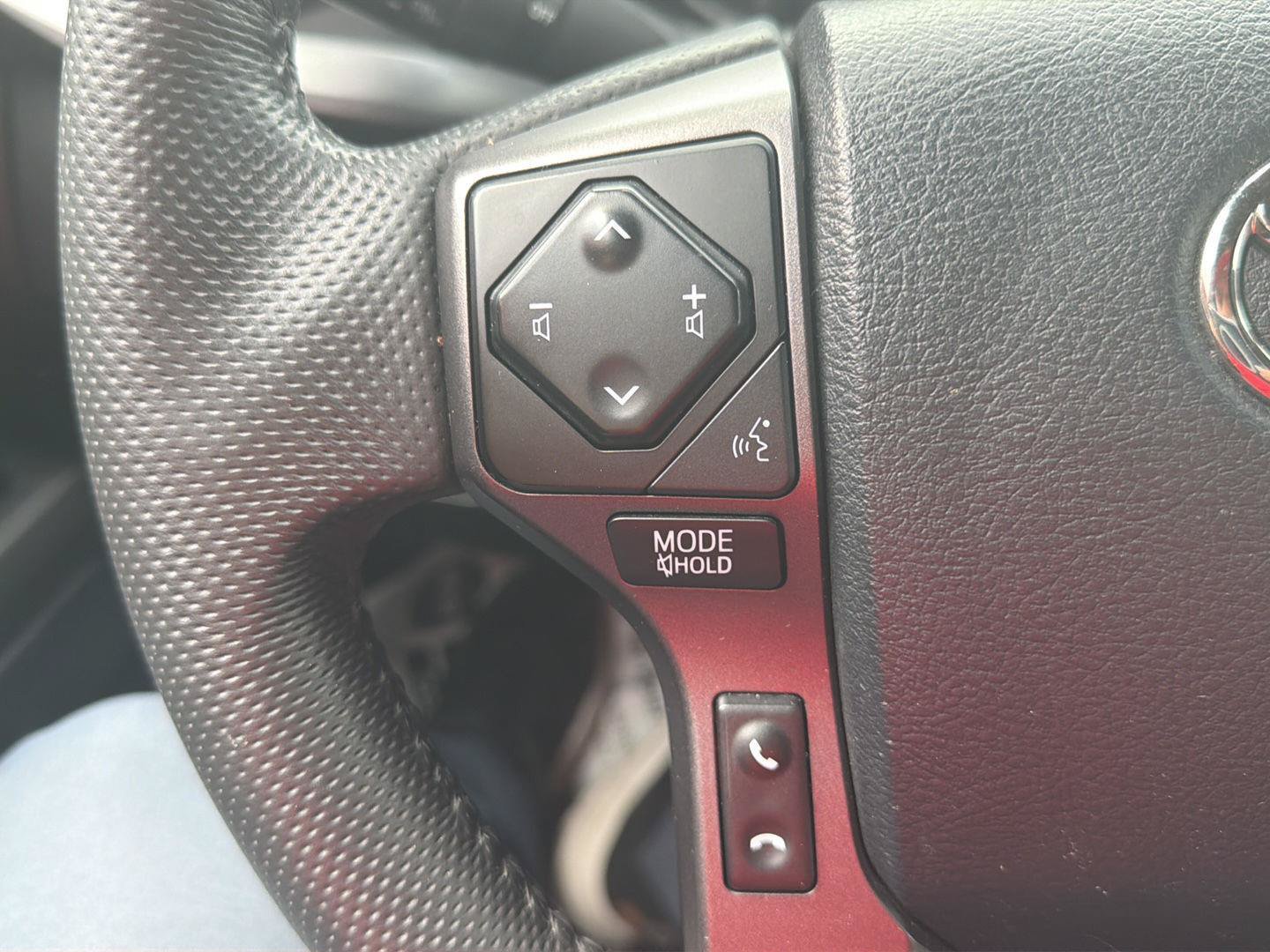 Used 2023 Toyota Tacoma TRD Off-Road AWD/4WD image 20