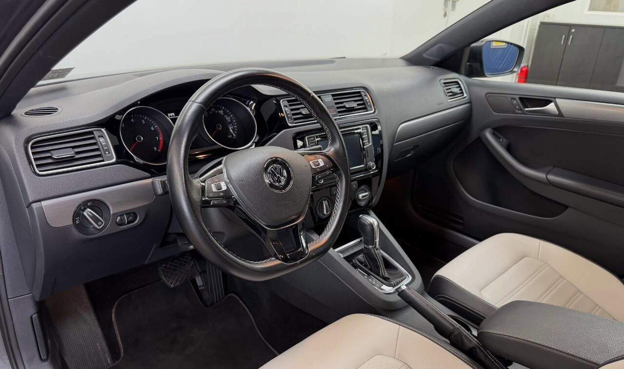 Used 2016 Volkswagen Jetta Sport image 42