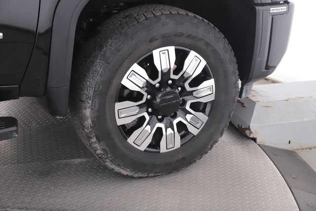 Used 2024 GMC Sierra 2500 Denali w/ Denali Reserve Package AWD/4WD image 14