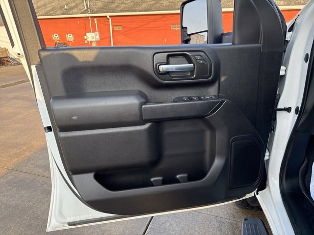 Used 2022 Chevrolet Silverado 2500 Custom w/ Custom Convenience Package image 21