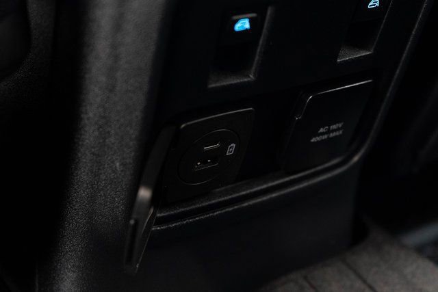 Used 2023 Ford Bronco Badlands image 23