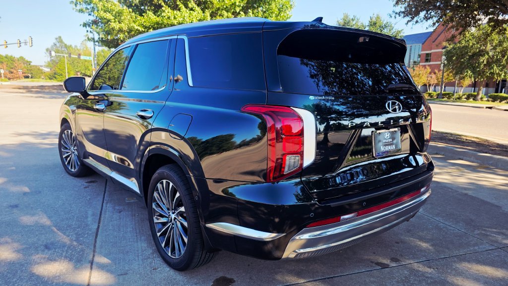 Used 2023 Hyundai Palisade Calligraphy AWD/4WD image 12