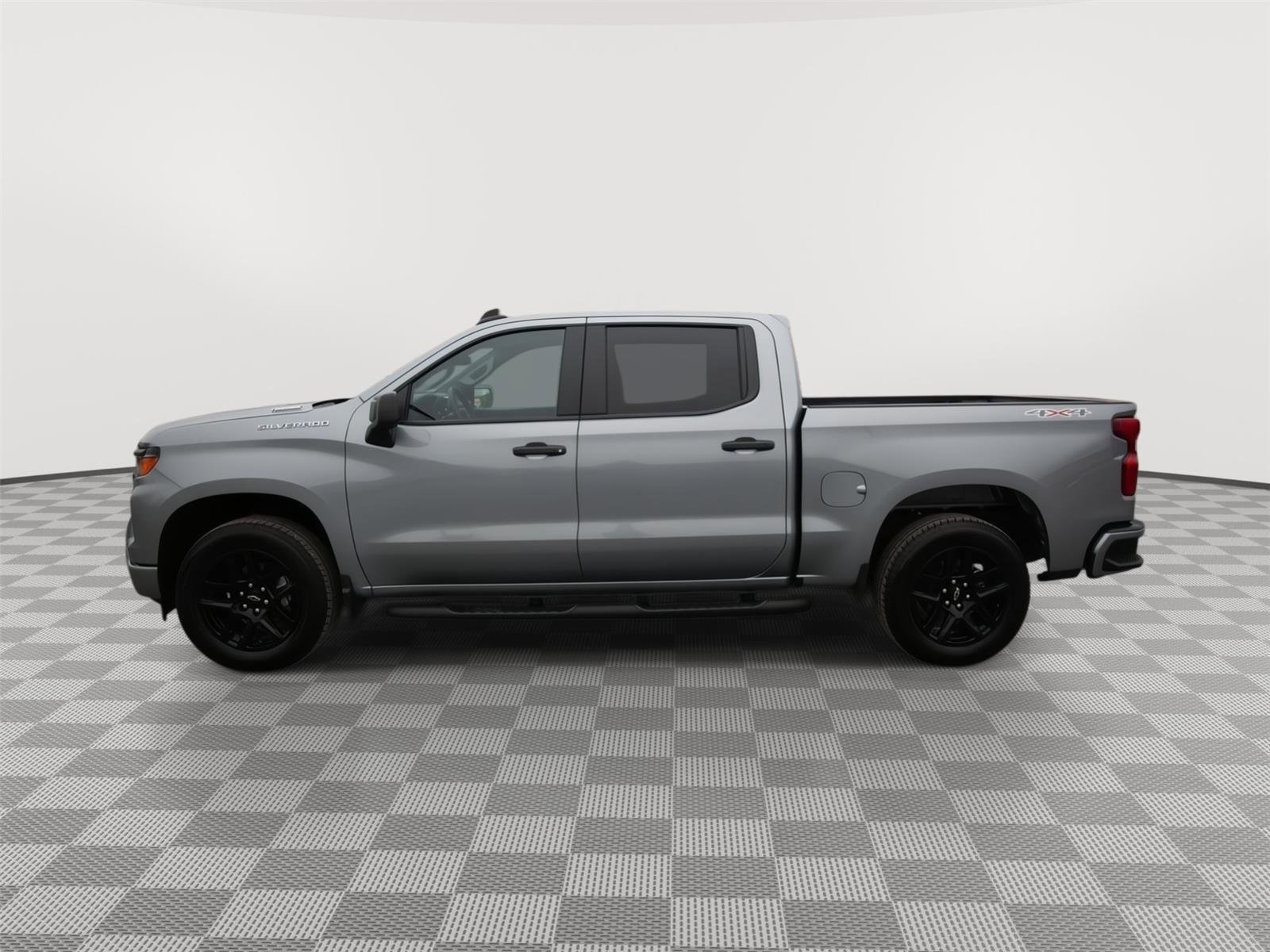 Used 2026 Chevrolet Silverado 1500 Custom image 7