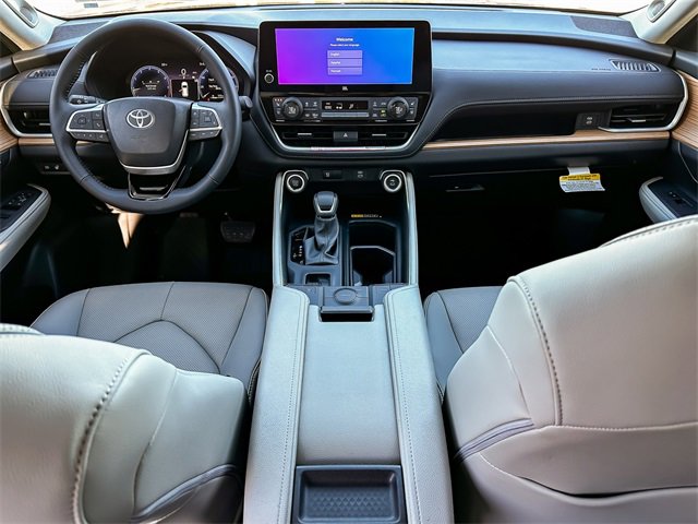 New 2026 Toyota Grand Highlander Limited image 22