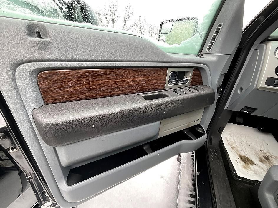Used 2014 Ford F150 Lariat w/ Equipment Group 501A Mid AWD/4WD image 9