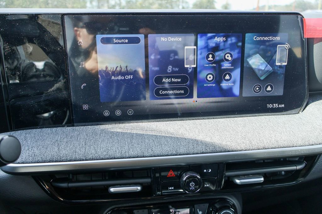 New 2026 Nissan Kicks SV image 3