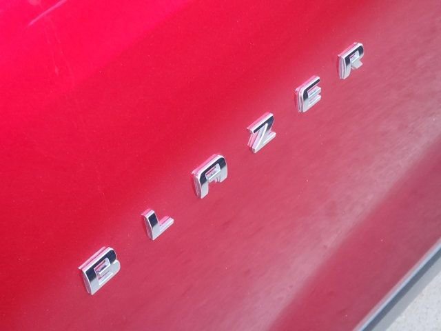 Used 2022 Chevrolet Blazer LT w/ Sound & Technology Package image 10