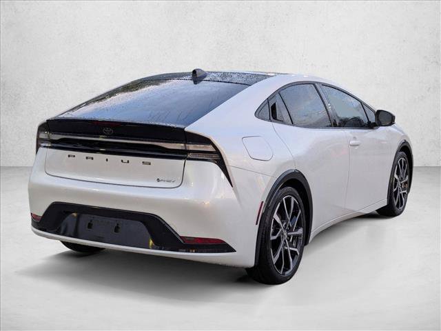 New 2026 Toyota Prius Plug-In Hybrid FWD image 2