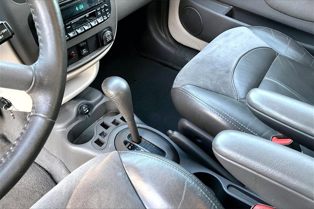 Used 2002 Chrysler PT Cruiser Limited image 10