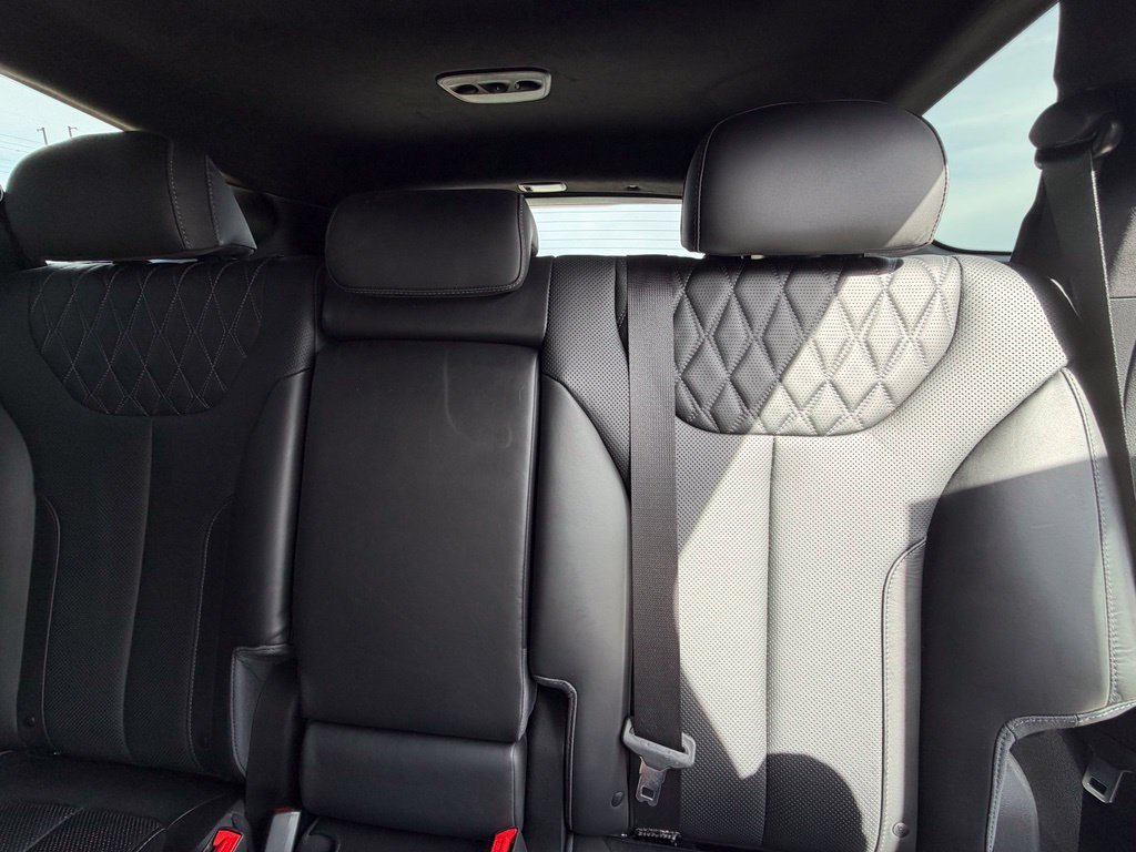 Used 2022 Hyundai Santa Fe Calligraphy w/ Cargo Package FWD image 8