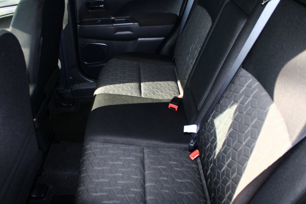 Used 2025 Mitsubishi Outlander Sport ES image 11